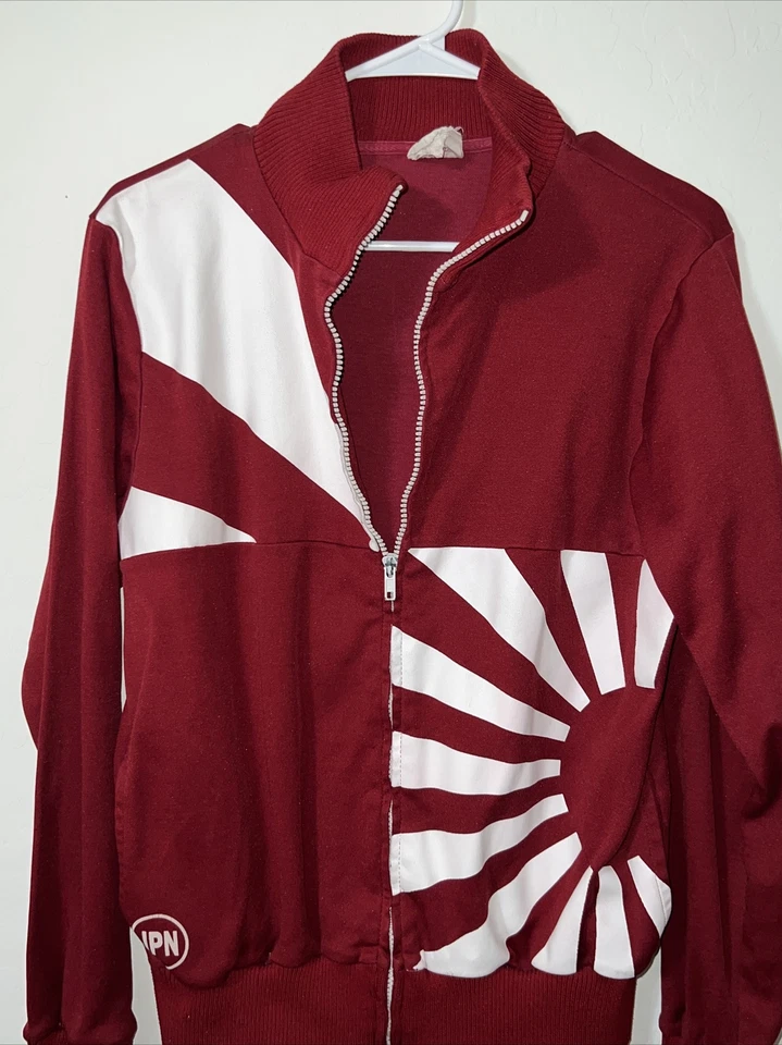 Chaqueta Character Hero Japón Cremallera Granate Blanco Talla Mediana Foto 3 de 4