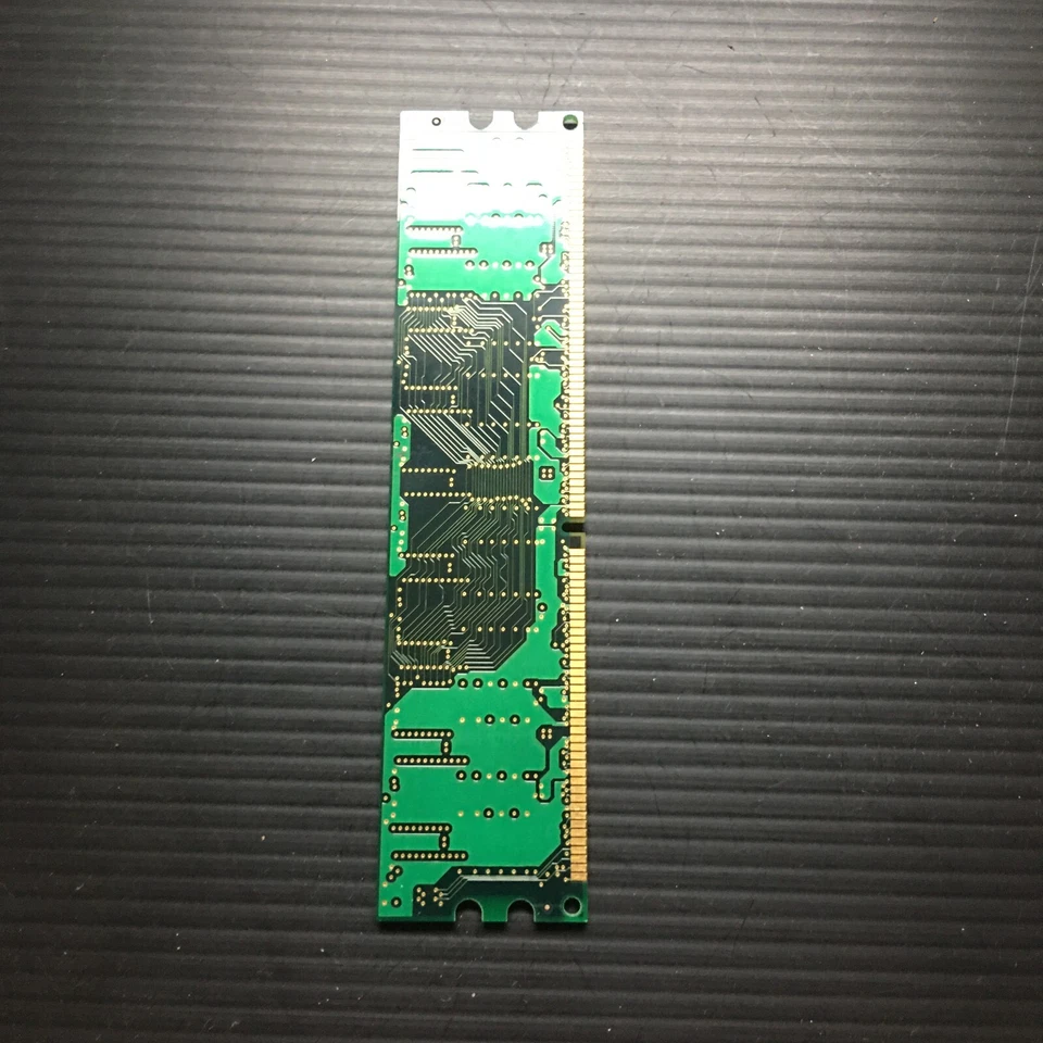 Samsung PC-2100-25330-A0  M368L3223DTL-CB0 256MB DIMM DDR SDRAM Memory - Image 4 of 4