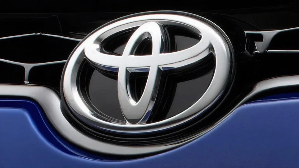 14-16 NEW FIT FOR TOYOTA COROLLA EMBLEM FRONT GRILLE CHROME 2014 2015 2016 LOGO Foto 2 de 3