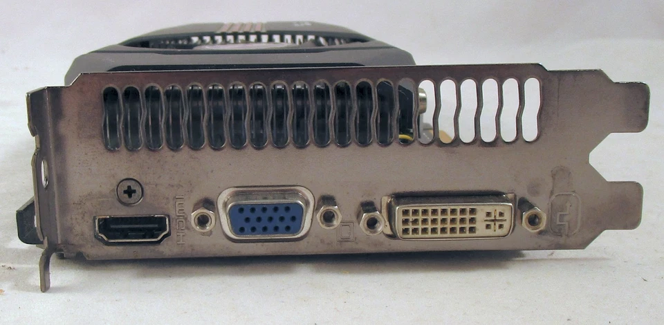 ASUS NVIDIA GeForce GTX 550 Ti DirectCU TOP Graphics Card - Image 3 of 4