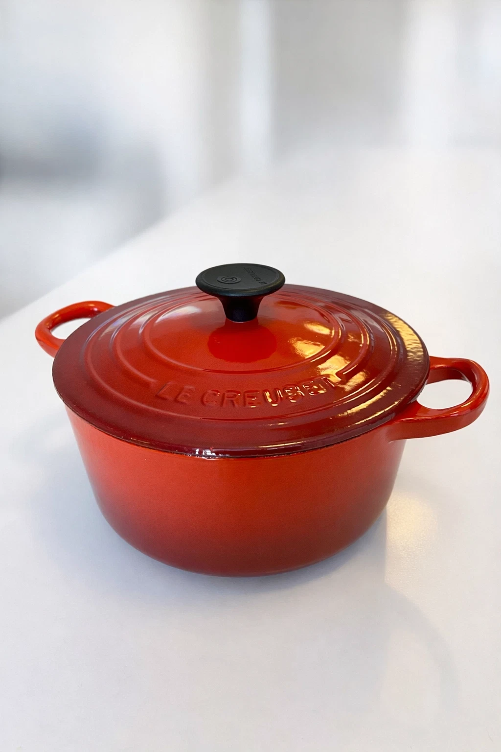 LE CREUSET COCOTTE RONDE 18cm Cherry Red Black Knob Stockpot with Lid