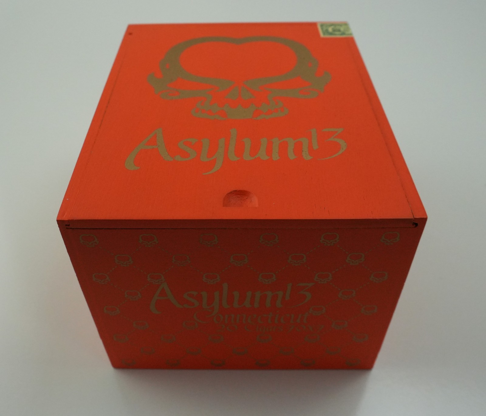 Asylum 13 70 x 7 Connecticut Empty Wood Cigar Box 7.5" x 5.75" x 5.75"