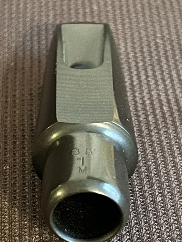 Antigua boquilla de saxofón alto BERG LARSEN 85/1/M Foto 3 de 4