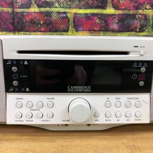 Cambridge Soundworks Radio CD 740 bianco crema (FUNZIONANTE) - Foto 2 di 8