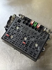 2003-2005 Chevy Gmc Fusebox Fuse Box 15201928-02