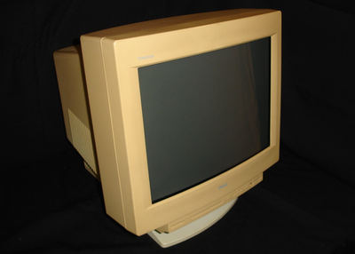 Dell UltraScan 1000H 17型CRT Trinitron 現状 Vintage Dell UltraScan 1000HS Series 17