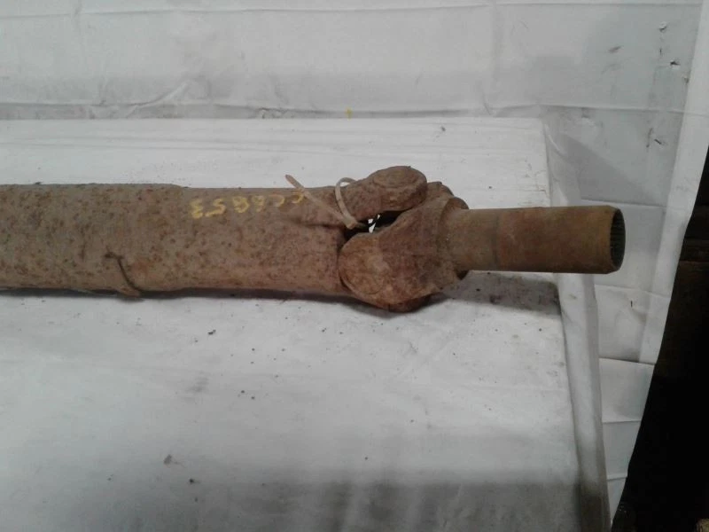 Rear Drive Shaft Drum 11" Rear Brakes Fits 82-96 CAPRICE 1535007 Foto 2 de 4