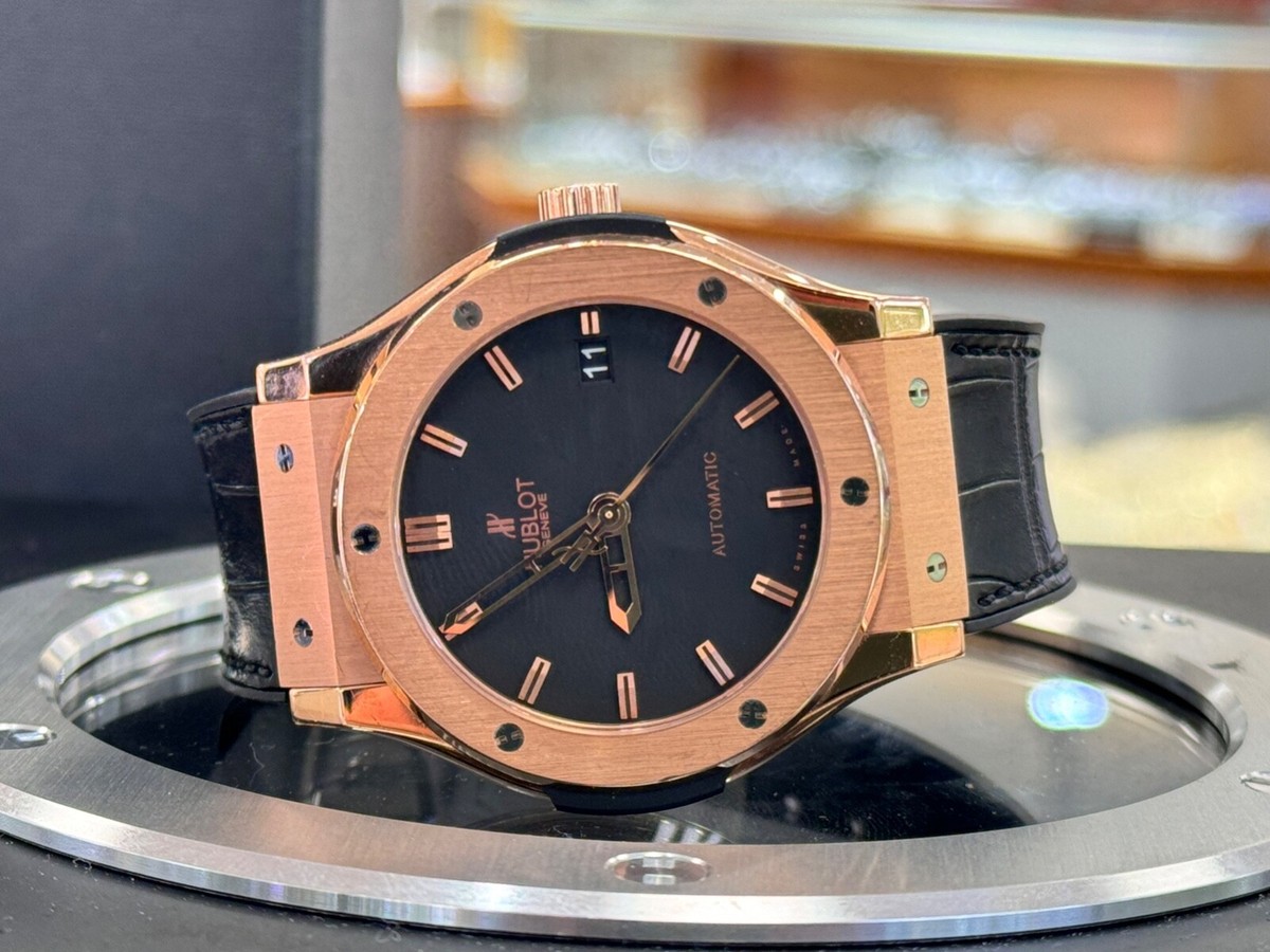 Hublot Classic Fusion King 18k Rose Gold 42mm 542.OX.1181.LR Watch