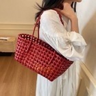 Foto 6 di 19