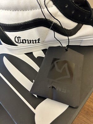 Size 7.5 Vans Syndicate Ice T SK8 Hi OG  display picture 3