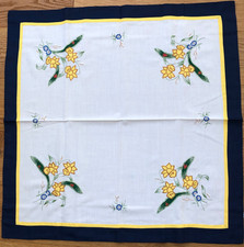 Tischdecke Mitteldecke Tischwäsche 85 x 85cm Stickerei Ostern Vintage 90er
