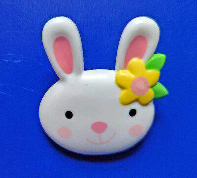 Hallmark PIN Easter Vintage BUNNY RABBIT Girl FACE Yellow Flower '90s ...