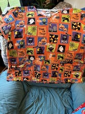 Scrub Top/Halloween Theme