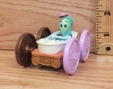 Warner Bros. 90's Tiny Toon Adventure Toy Car - Gogo Dodo / Montana Max