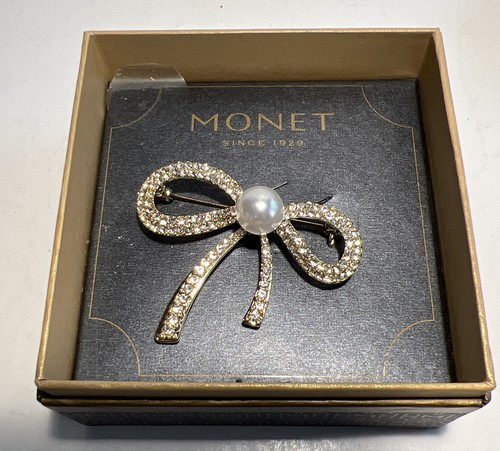 Monet Gold Tone Rhinestone Pearl Bow Brooch Pin Original Box - Picture 3 of 3