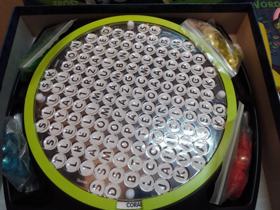 Goliath Wordquest Multiplayer Word Search Board Game Word Quest Complete EUC - Image 4 of 4