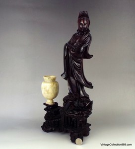 Large Old Chinese Kwan Yin Rosewood Carved of bodhisattva Buddha Kwan-Yin 18"