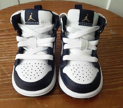 jordan 1 obsidian gold