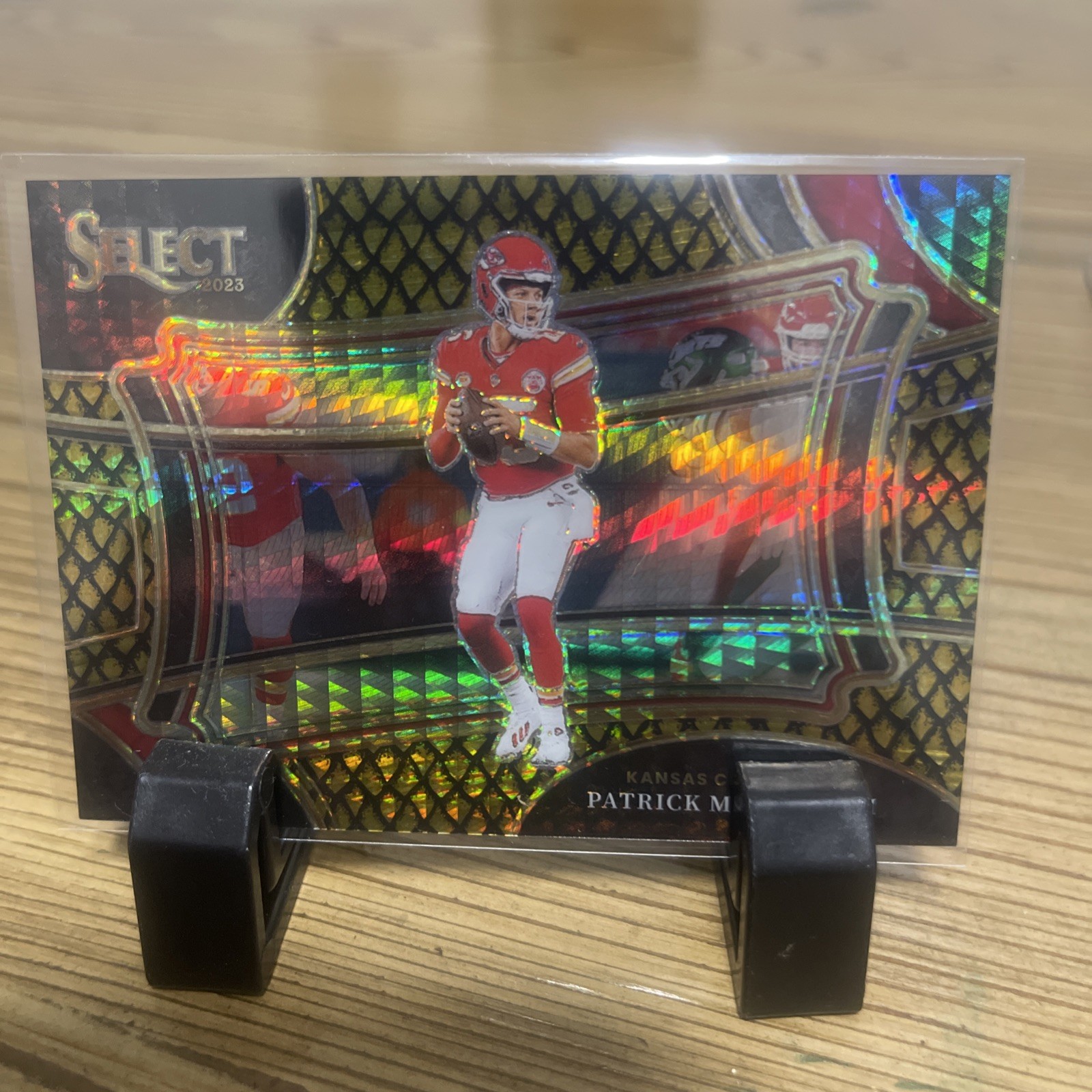 2023 Panini Select - Field Level Patrick Mahomes II  Gold Dragon Scale Prizm /10