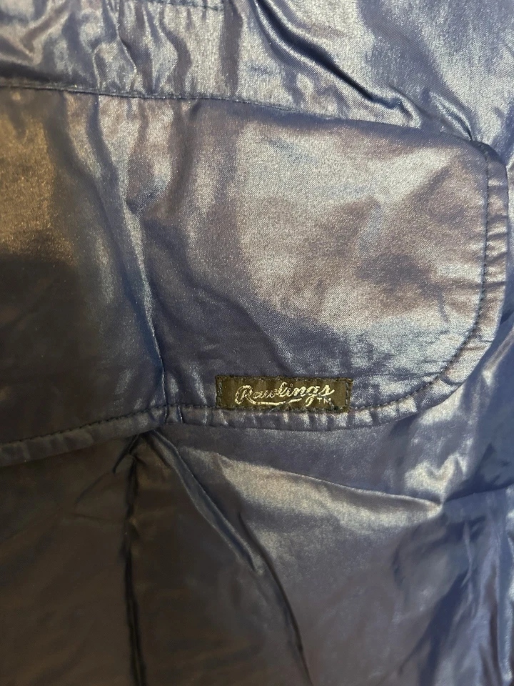 Vintage Rawlings Navy Windbreaker Hooded Jacket With Front Pocket Size Large - Image 4 of 4