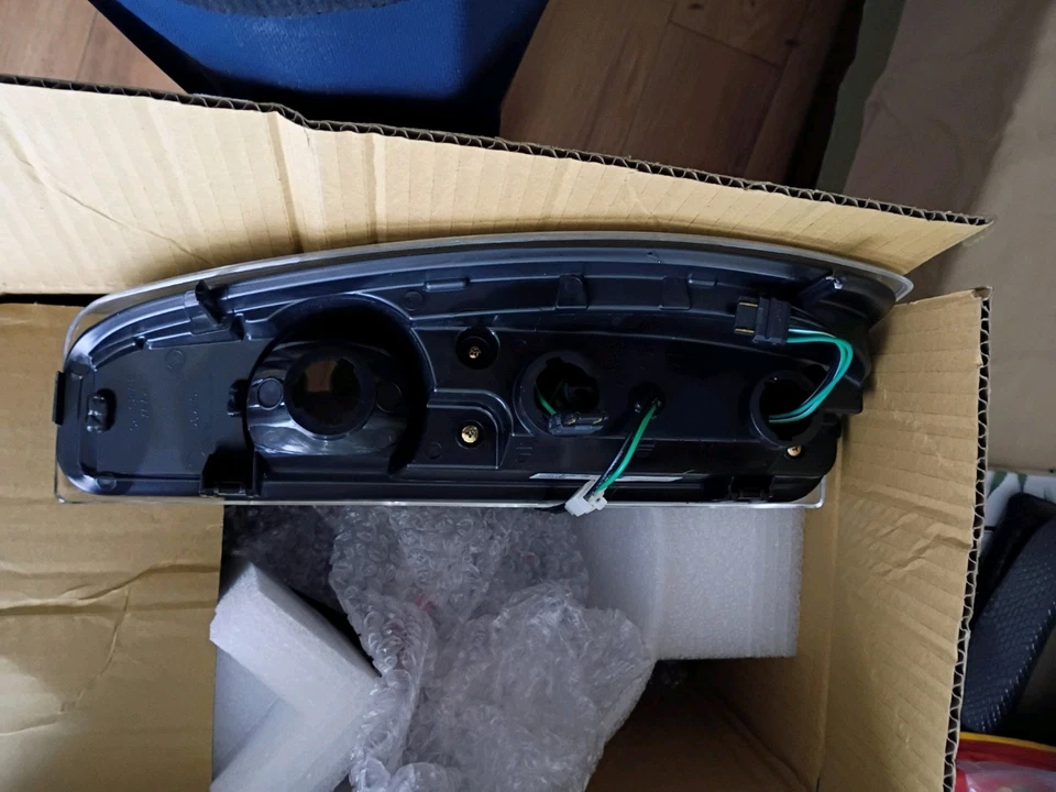 Luces traseras LED negras Anzo para Chevy Colorado 2004-2012 Foto 3 de 3