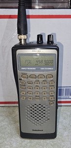 RadioShack PRO-528 Handheld Triple Trunking Scanner with Antenna