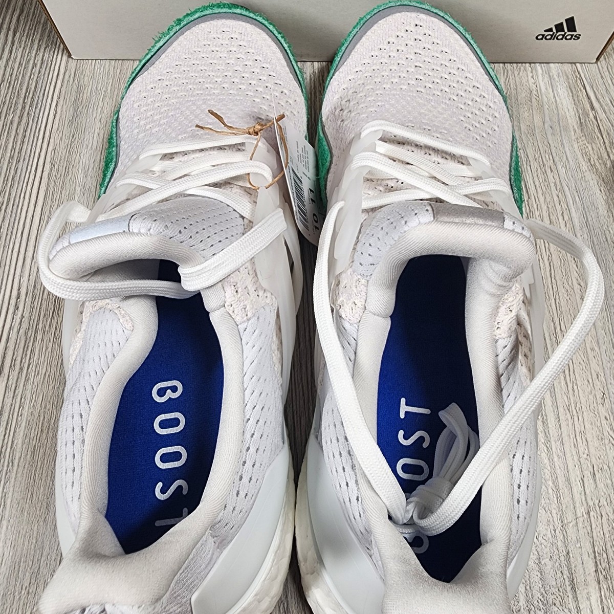 NEW Adidas Ultraboost 1.0 DNA Shoes GY9134 Size 9 White Green Adidas UltraBoost 1.0 DNA Cloud White Green Toe GY9134 Men main image 2