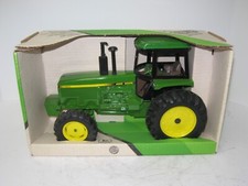 1/16 JOHN DEERE 4955 MFWD NUOVO CON SCATOLA