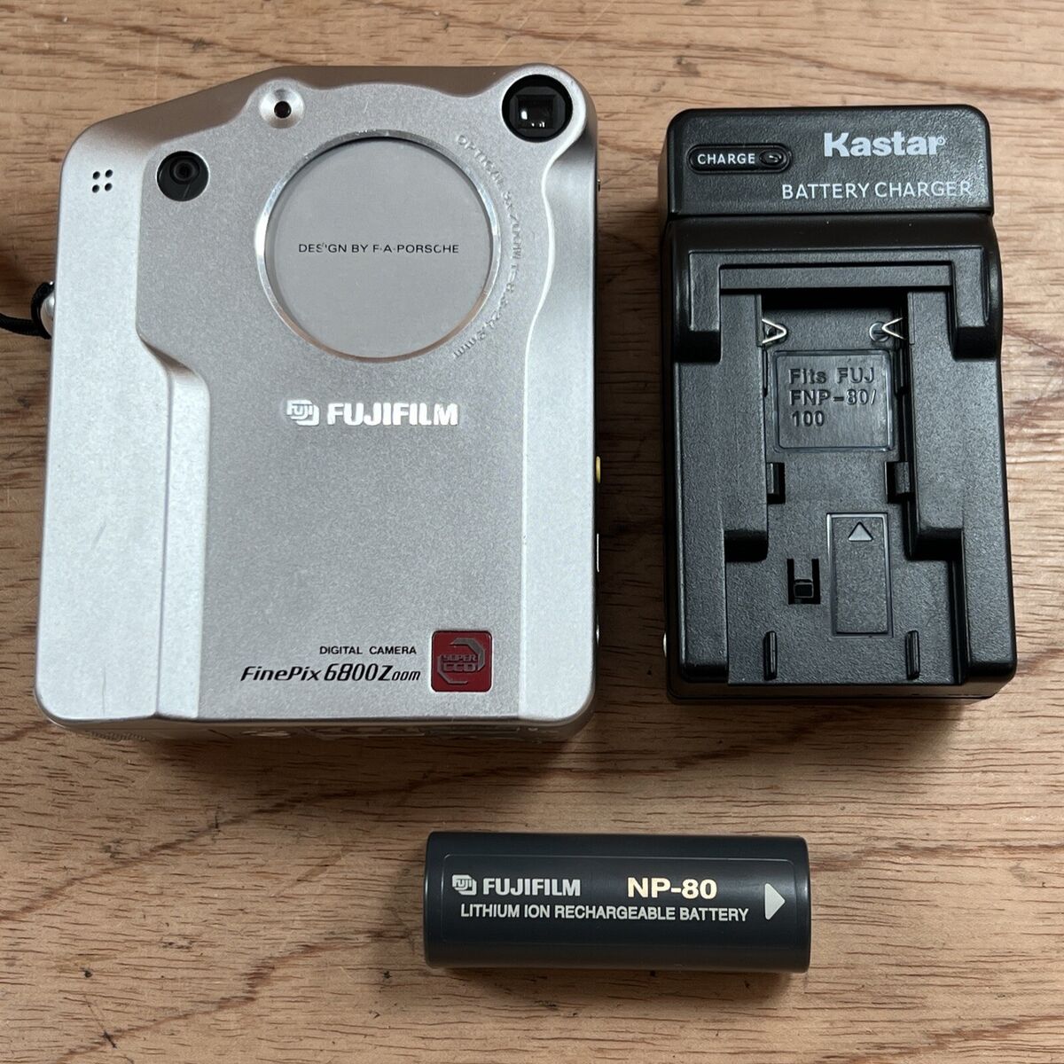 FUJI FILM  Fine Pix 6800Z