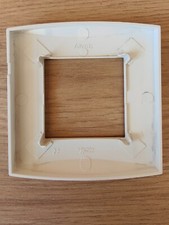 Plaque De Finition DOUBLE ALVAIS Schneider - Verticale 57mm, Blanc, Neuve (attention Entraxes)