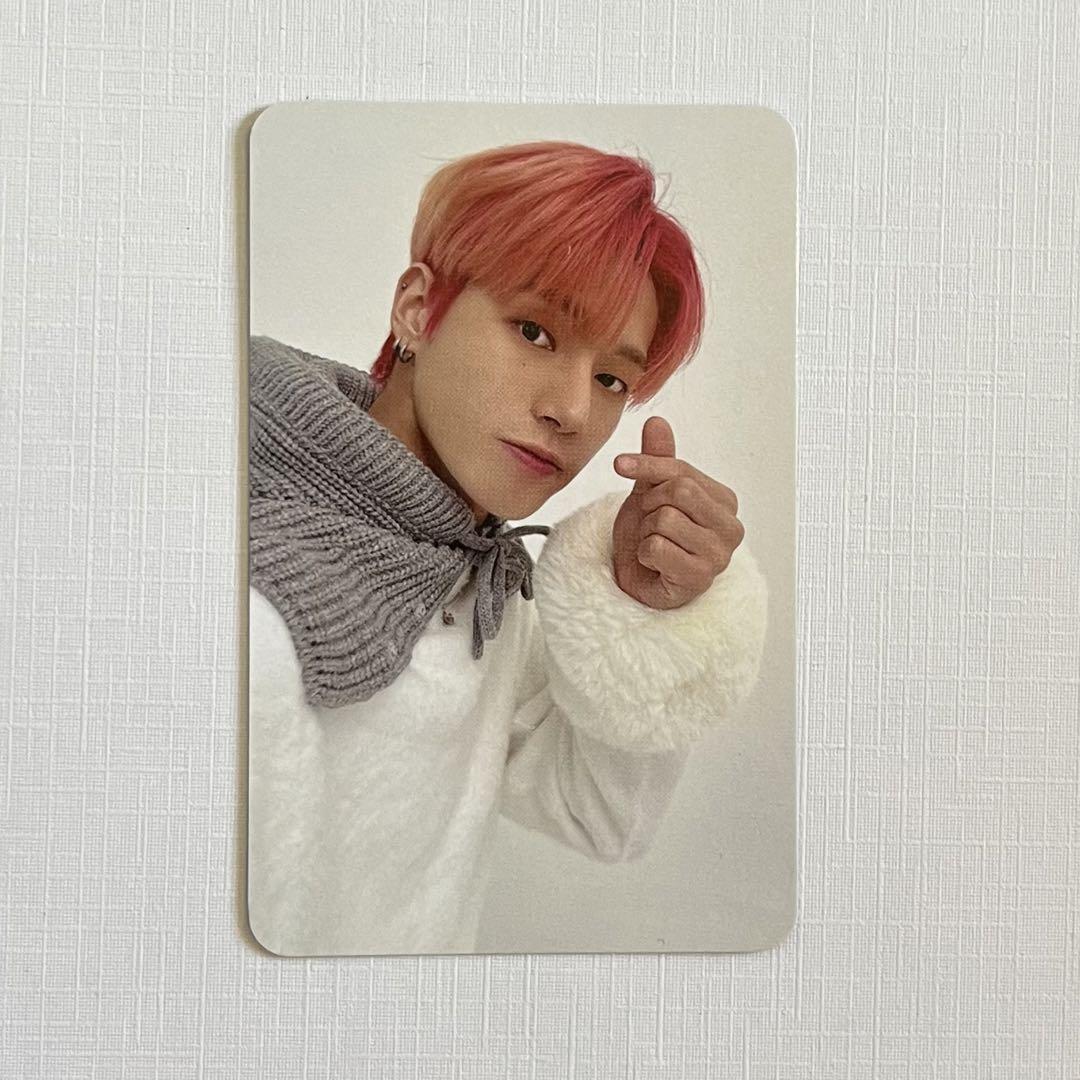 ATEEZ Snowman Factory Soundwave Limited Official Photocard ATEEZ Snowman Factory Soundwave Limited Official Photocard