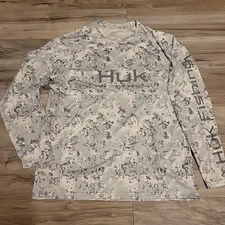 NWT Huk Camo Shirt Adult Meduim Gray  Fishing Pursuit Performance Long Sleeve