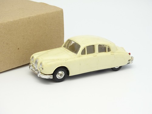 NOREV Sb 1/43- Jaguar 2L400 Blanco