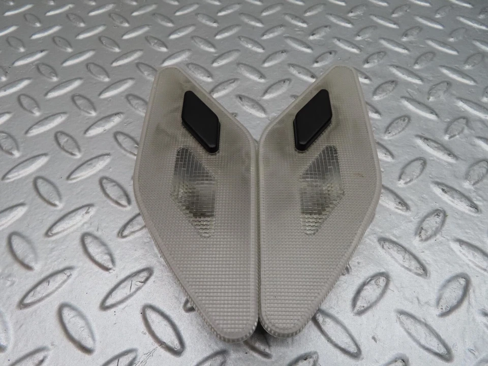 Par de luces de lectura traseras Mercedes-Benz W140 S320 1408200301 Foto 3 de 4