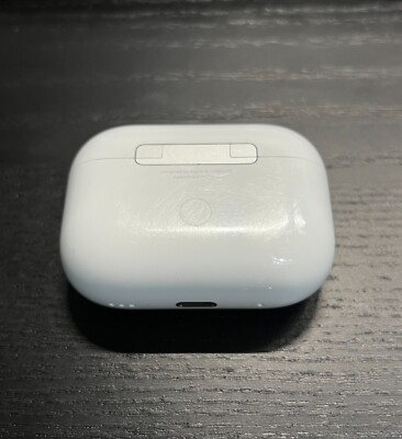 AirPods Pro Gen 2 LIGHTNING (2699/2698/2700) GRADE B - SELECT 1