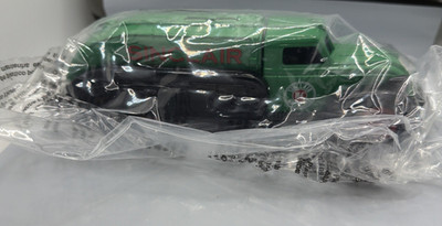 トライガン　マキシマム　1999　カレンダー　　未使用？　ジャンク　　輸送箱付 Sinclair 1939 Dodge Airflow Flyer Tanker Bank 1/38 Diecast Vintage