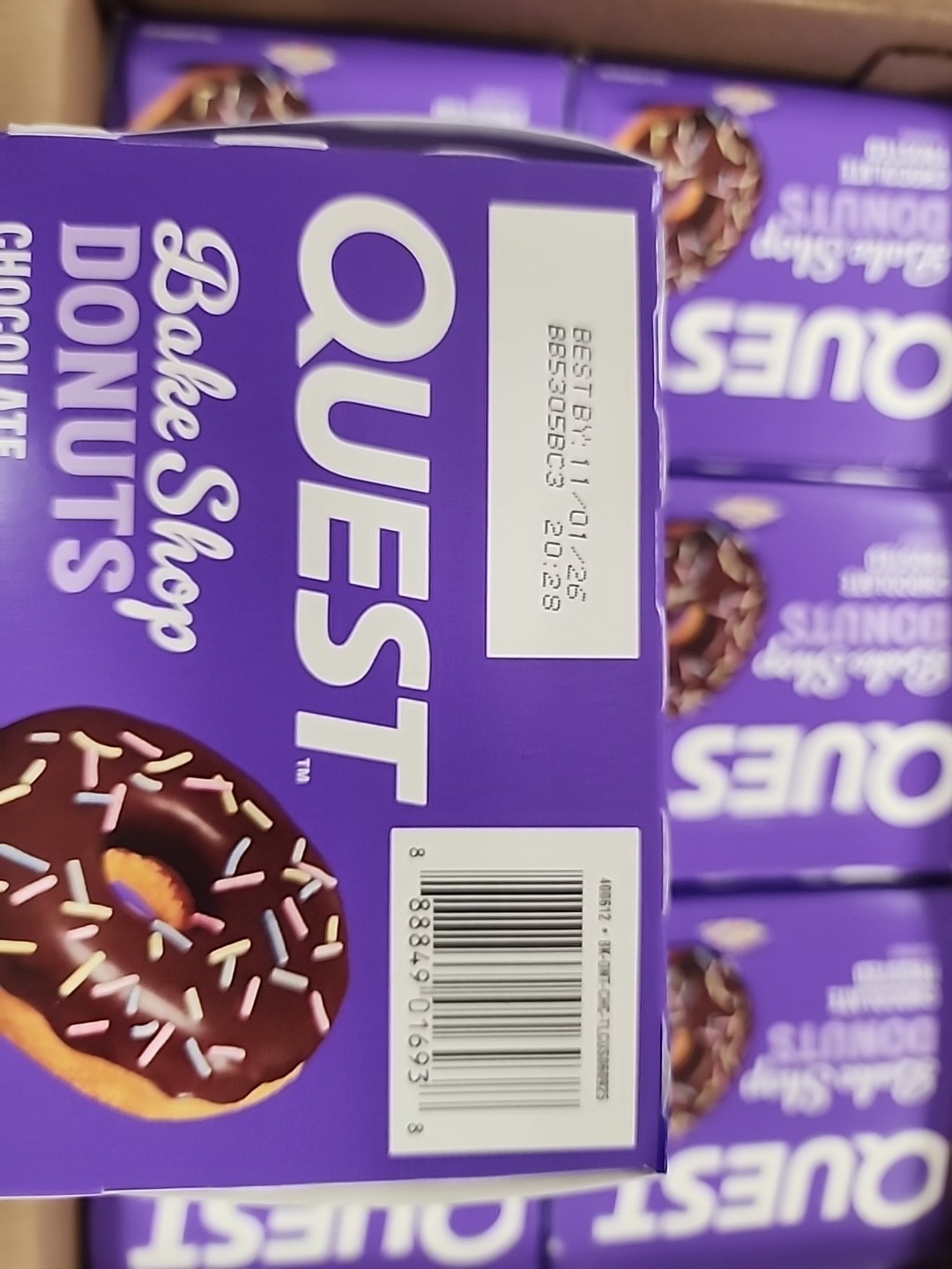 Quest Bake Shop, Chocolate Frosted Donuts, Protein Snack, 24 Count EXP 11/2026