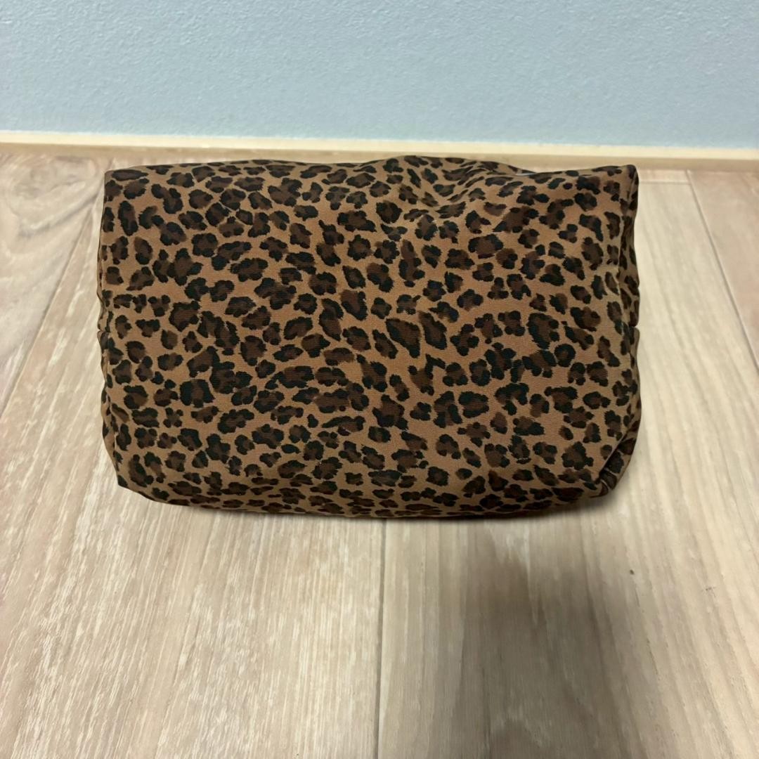 Foto 7 di 24