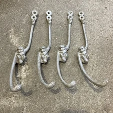 4 MONKEY HOOKS PLANT Aluminum CAST IRON HOOK HANGER KETTLE HOOK DECOR HANGING