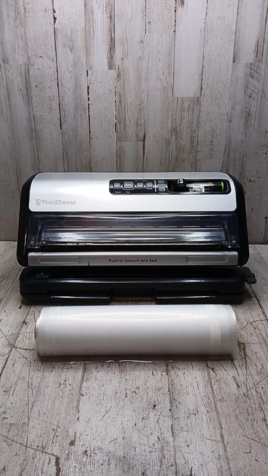 FoodSaver FM5200 2-in-1 Automatic Vacuum Sealer Machine & 1 Roll Of Bags