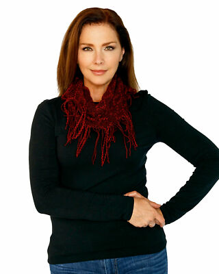 Memories Women's/Girl's Lightweight Mini Collar Fashion Scarf