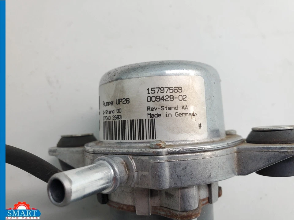 Pontiac Solstice GXP Auxiliary Power Brake Booster Vacuum Pump 40k 07-09 OEM - Image 3 of 4