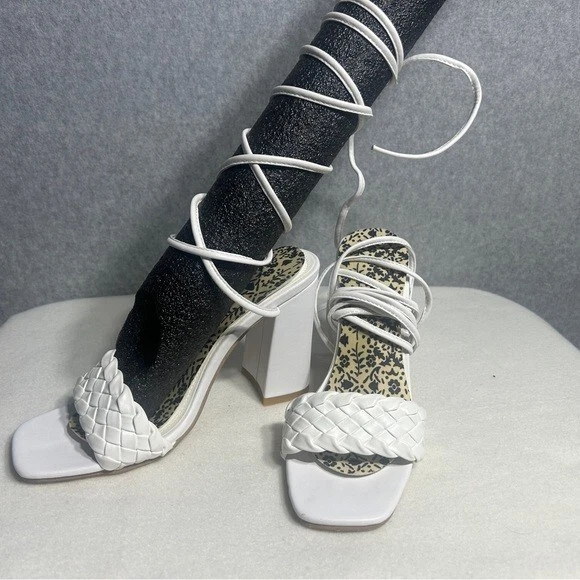 White Lace Up Heels square Toe Block Heel Size 36 Womens 5.5 - Image 2 of 4