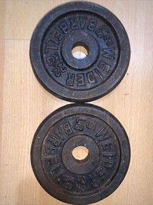 Pair of Vintage 5LB Weider Barbell Dumbell Weight Plates  10 lbs Total