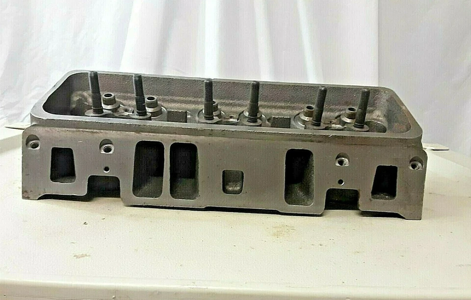 CULATA GM DESNUDA 4,3 L 262 V6 VORTEC Se adapta a motores Mercury Marine Foto 2 de 4