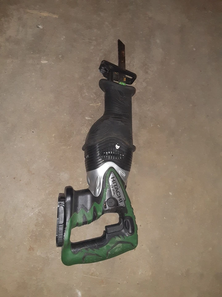 Hitachi Power Tools. Skill Saw, Reciprocating Saw, Drill, Battery. 🥸Description - Image 3 of 4