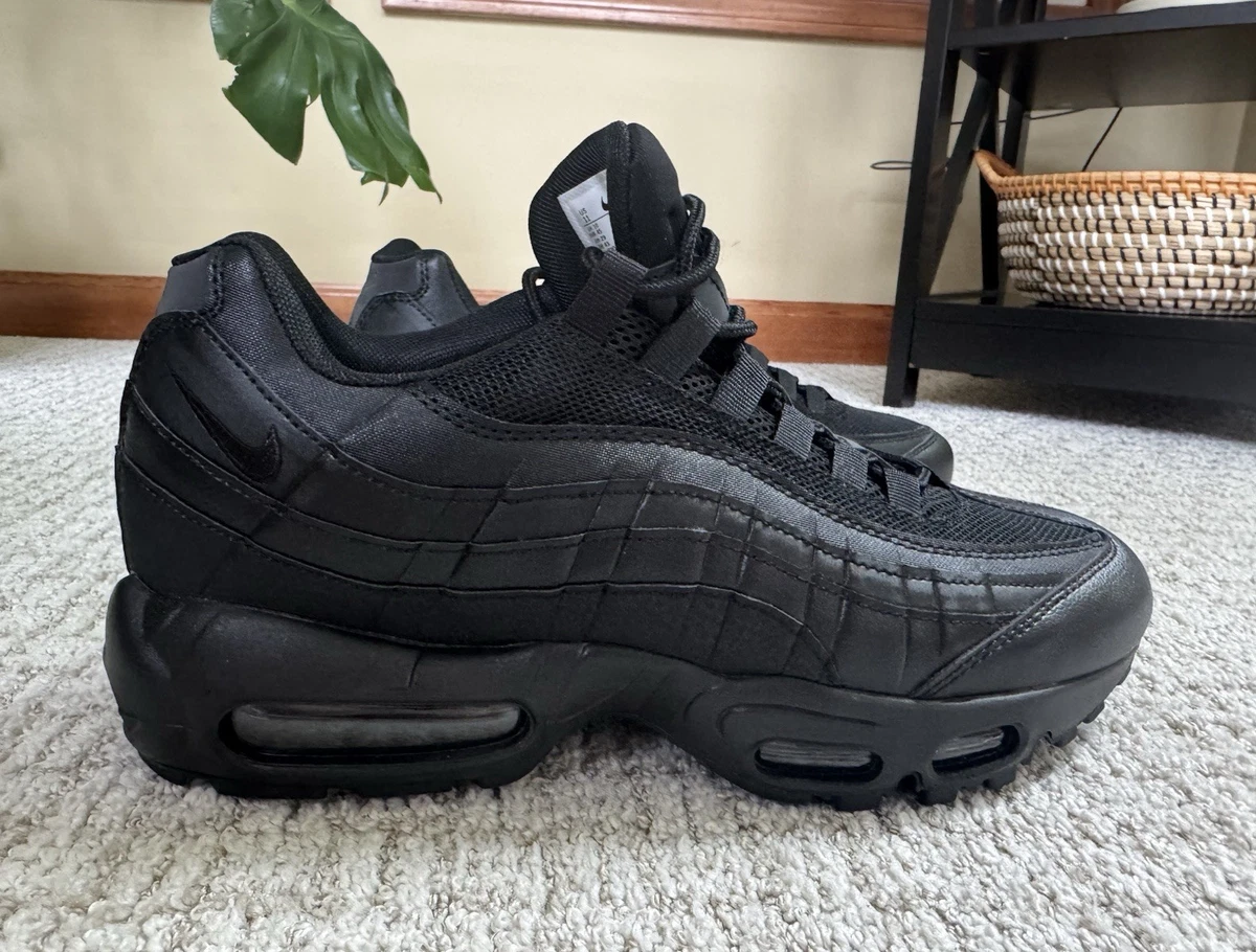 Nike Air Max 95 Triple Black for Sale - Authenticity Guaranteed - eBay
