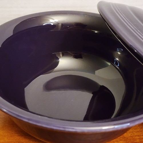 FIESTA by Home Laughlin Casserole Dish w/Lid Round Plum Purple 9" VGUC *READ - Picture 4 of 7
