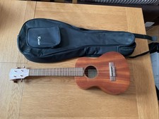 Kimise Soprano Ukulele KMU26T 21 Inch 4 String Ukelele with Gig Bag