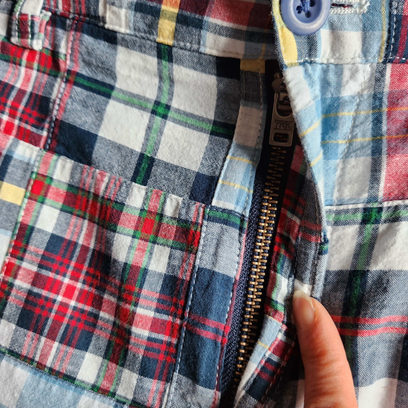 Vineyard Vines Madras Patchwork Plaid Shorts Zip … - image 5